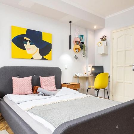 Riverbank Apartment At Parliament Budapest Kültér fotó