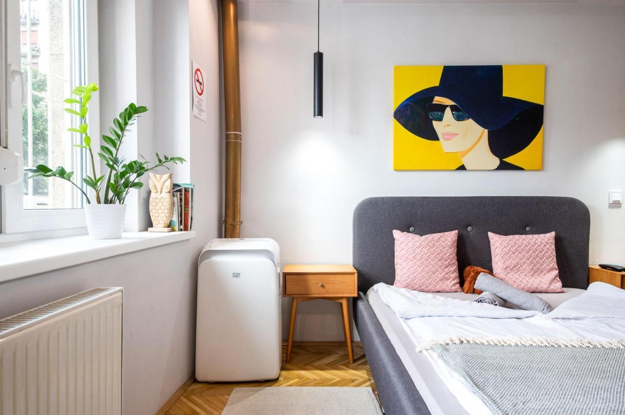 Riverbank Apartment At Parliament Budapest Kültér fotó