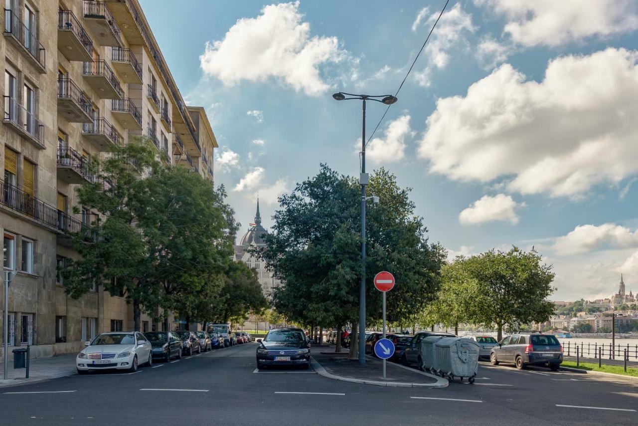 Riverbank Apartment At Parliament Budapest Kültér fotó