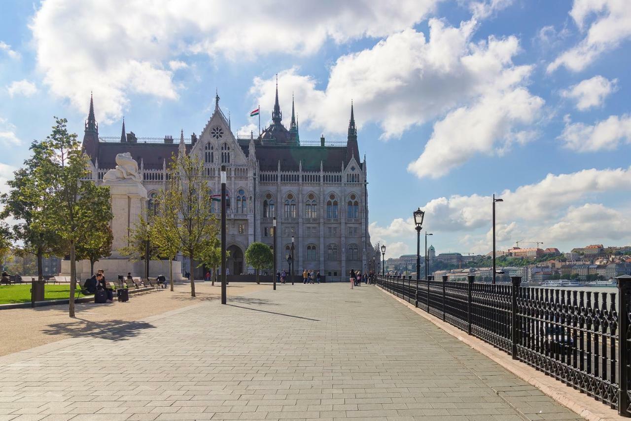Riverbank Apartment At Parliament Budapest Kültér fotó